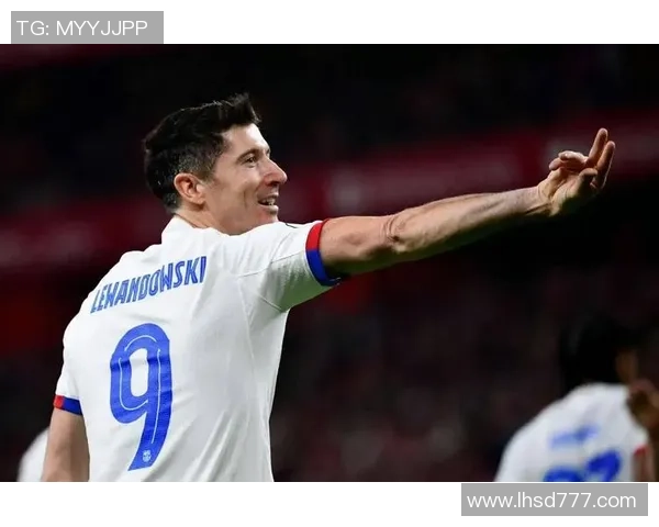 欧联杯巴萨大胜利物浦红牌争议引发全场热议与讨论